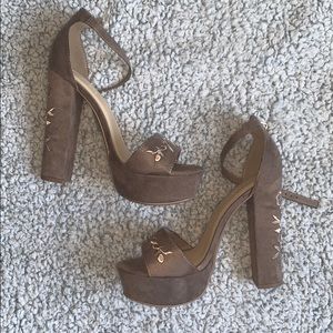 Embroidered chunky heel